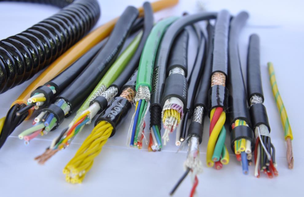 環(huán)市牌電纜廠確定高壓電纜的電學(xué)性能和絕緣性能